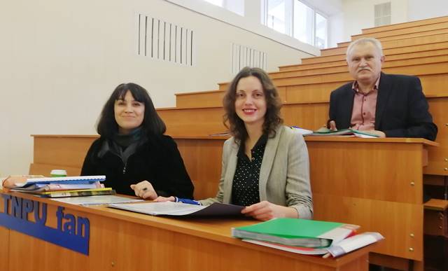 Команда журі готується до оцінювання учнів 11-х класів